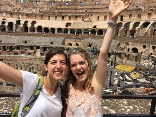 students at colosseum